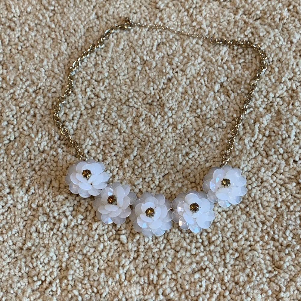 Gold necklace!